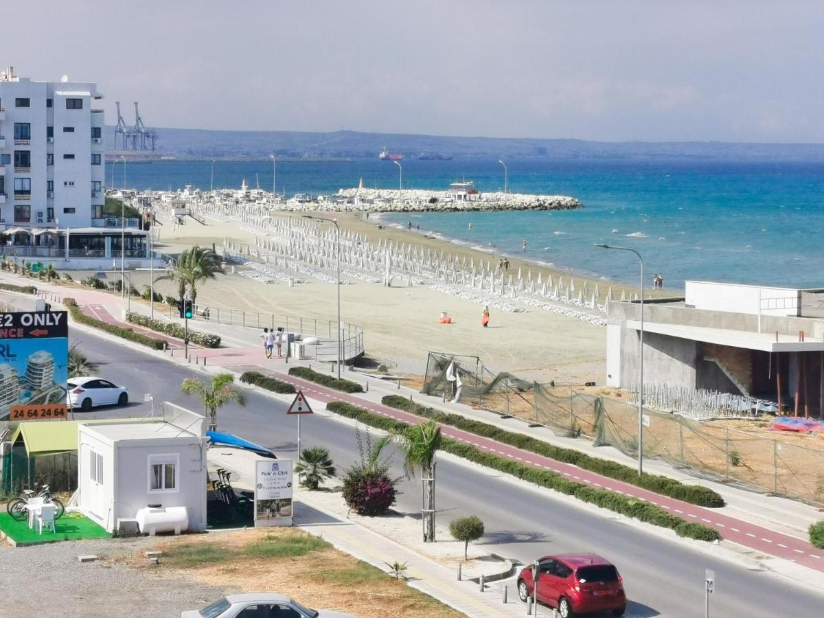 Sea-Esta Seaview Apartment, 200 Meters To The Beach Larnaca Bagian luar foto