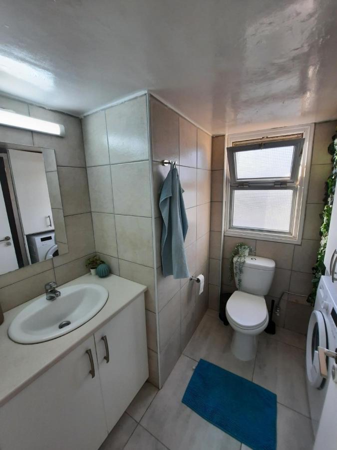 Sea-Esta Seaview Apartment, 200 Meters To The Beach Larnaca Bagian luar foto